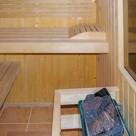 In With Sauna